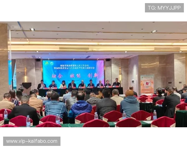 凯发在线平台天生赢家一触即发，实时赛事直播带你感受最激烈的电竞对决